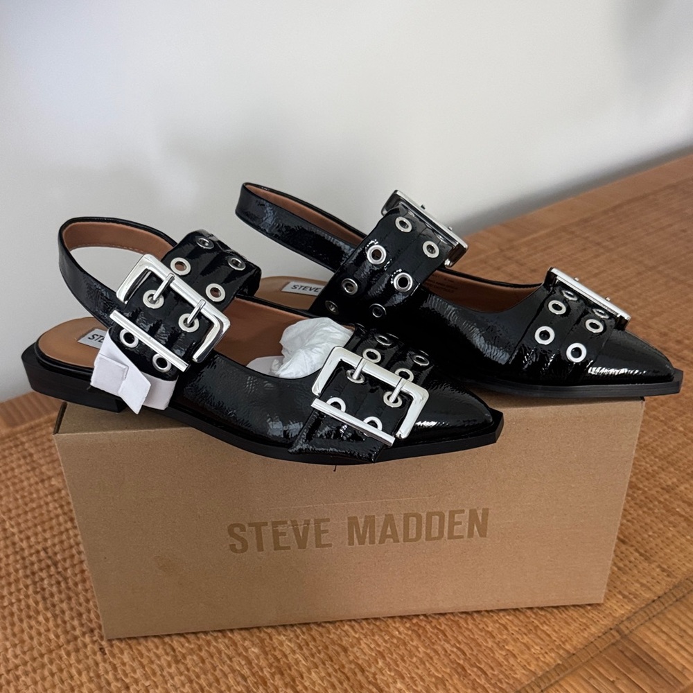 Steve Madden Black Patent Buckle Flats